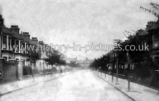 Greville Road, Walthamstow, London. c.1932.